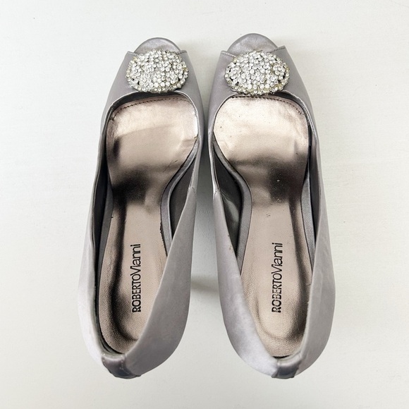 Roberto Vianni Silver Grey Satin Peep-Toe Platform Heels with Rhinestones Size 7 - Picture 8 of 15